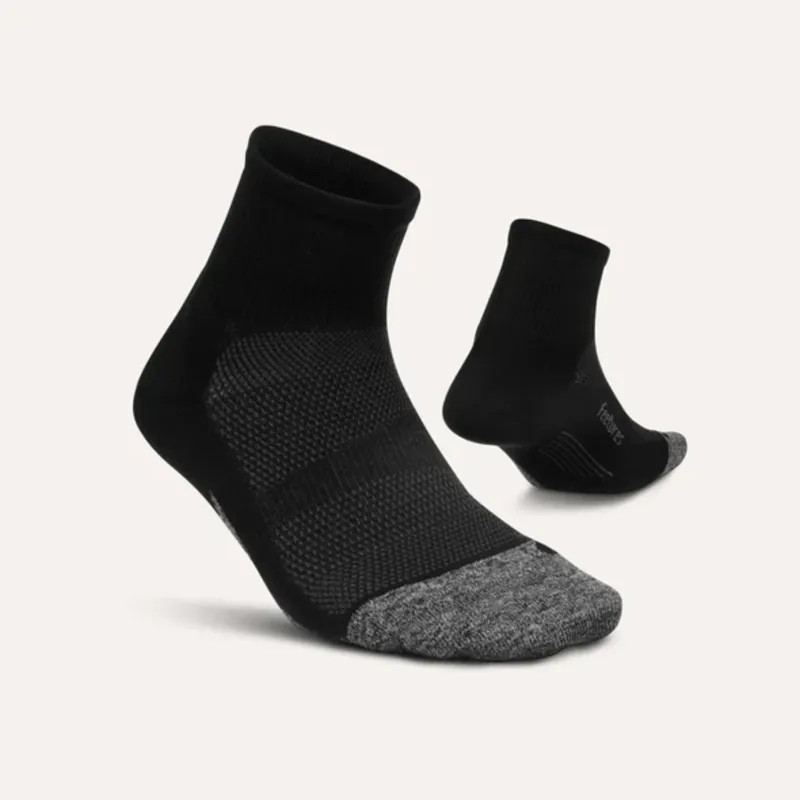 Feetures Elite Light Cushion Quarter Socks   Black